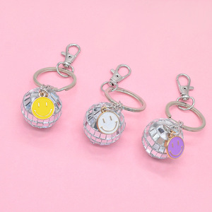 Đầy Màu sắc Disco Ball Keyring Đảng gương bóng keychain thiết kế mới chống mất PVC và kim loại chuỗi điện thoại với mặt cười Mặt dây chuyền - Product Image 5