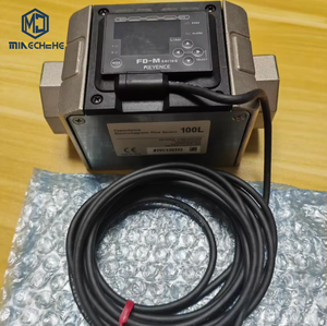 Capteur de débit électromagnétique sans contact KEYENCE FD-M100AYP, série FD-M, transversal PNP 100 L/min FD M100AYP - Product Image 1