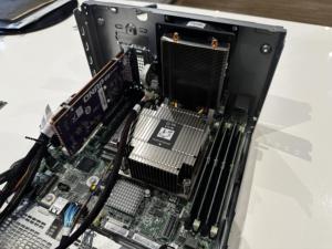 Servidor <span class=keywords><strong>HPE</strong></span> ProLiant MicroServer Gen11 para Intel Xeon E-2400, Micro Servidor de Computación con IA, Carcasa de Micro Servidor, Potente Servidor Empresarial de Nivel Básico - Product Image 3