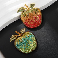 Broche de Manzana con Pedrería de 40mm, Color Degradado, Chapado en Oro, Elegante Regalo para Nochebuena o Día del Maestro para Mujeres