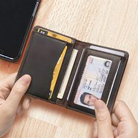Portefeuille RFID minimaliste pour hommes femmes porte-cartes de crédit en cuir PU mince à deux volets avec poche avant porte-cartes de visite