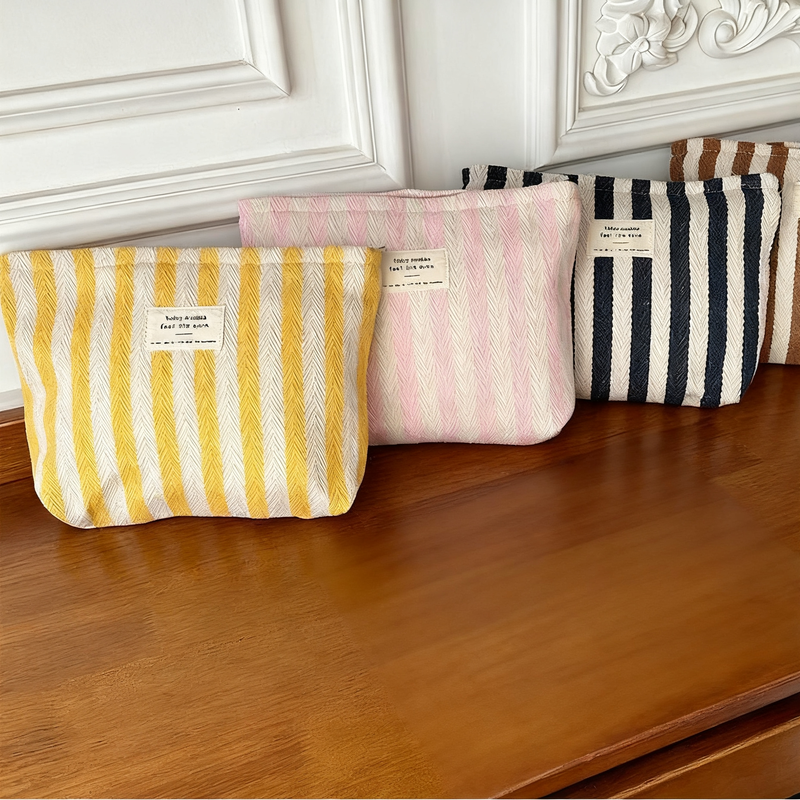 Waterproof Large Capacity Vertical Stripe Makeup
