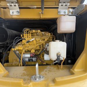 Excavatrice sur pneus Caterpillar 307D, équipement de terrassement d'occasion, excavatrice d'occasion pour le concassage à la marteau - Product Image 4