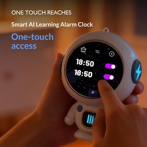 Mini Robot Astronaute IA à Commande Vocale, Compagnon Émotionnel Personnalisé en ABS pour l'Apprentissage Précoce des Enfants - Product Image 2