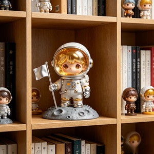 Persiguiendo los Sueños en <span class=keywords><strong>el</strong></span> Espacio: Figura Coleccionable de Resina de un Pequeño <span class=keywords><strong>Astronauta</strong></span> Dorado. Esta Figura es Tallada y Fundida por Bozhiyi - Product Image 5