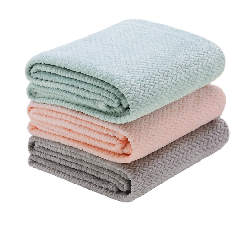Léger de luxe Microfibre Chevron Flanelle Jeter Couverture Douce Pour Chambre