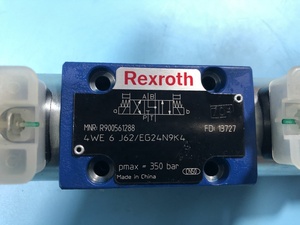 Nuevo R900561288 4WE6J6X/EG24N9K4 Control direccional de cuatro vías 24V en stock - Product Image 1