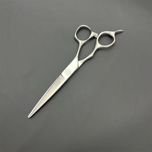 กรรไกรตัดผม CNC VG10 สแตนเลสสตีล 62 มม. กรรไกรซอยผมสำหรับคนถนัดขวา ใช้ในงานเสริมสวย ใบมีดมาตรฐาน - Product Image 1