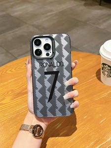 Nombre y Número Personalizables # Funda para iPhone con Estampado de Fútbol, Textura Geométrica Reflectante y Resistente a Impactos para 17/16/15/14/13 Pro Max - Product Image 3