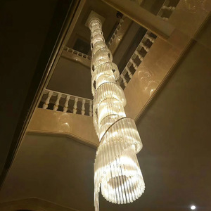 Lámpara de Araña Artística con Varillas de Cristal y Piezas de Vidrio, Lámpara de Araña para Vestíbulo de <span class=keywords><strong>Hotel</strong></span>, Personalización de Iluminación para Áreas de Gran Altura en Villas - Product Image 5