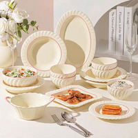 Service de vaisselle en porcelaine style français, luxe léger et créatif, assiettes à soupe profondes réutilisables et bols créatifs en forme de chapeau de paille pour la maison et les hôtels