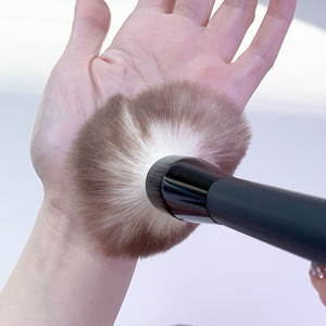 Brocha para polvos sueltos de tendencia, brochas de abanico redondas individuales para cosméticos faciales extra grandes, venta al por mayor, la brocha de maquillaje <span class=keywords><strong>más</strong></span> vendida - Product Image 5