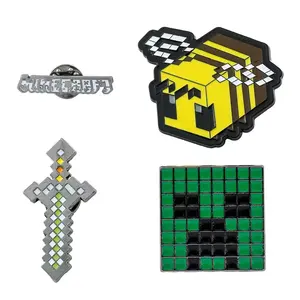 Creative Metal Game Badge World Pixel Style Brooch Pin Bee Sword Letter Creeper Pin Badge Custom Print Art Theme