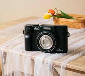 Caméra numérique 4K, 31 filtres et mode beauté, photographie macro, zoom optique 12x, caméscope 75MP, capacité maximale 256 Go - Product Image 1