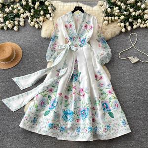 Abito Lungo Elegante Yuhong Stile Vintage con Scollo a V, Maniche a Lanterna, Stampa Digitale, Vita Alta e Lacci, Effetto Snellente - Product Image 1