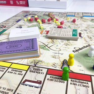 OEM/ODM Impression sur papier Jeu de société familial Ensemble personnalisé Jeu de société de table Monopoli Cartes de jeu pour adulte - Product Image 1