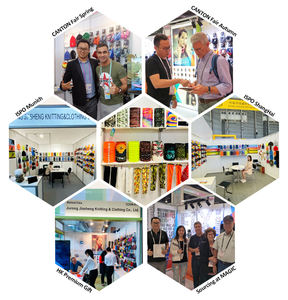 Pañuelo Multifuncional con Diseño Psicodélico de Remolino Neón para Amantes del Rave Retro y Vanguardistas de la Moda - Product Image 6