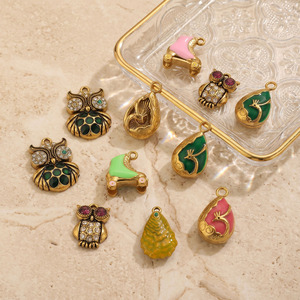 Pendentif en acier inoxydable style luxe léger <span class=keywords><strong>vintage</strong></span>, motif hibou, paon et <span class=keywords><strong>patin</strong></span> <span class=keywords><strong>à</strong></span> <span class=keywords><strong>glace</strong></span>, finition effet goutte d'huile, pour accessoires de bijoux DIY (colliers, bracelets) - Product Image 3