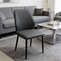 Chaise de salle à manger avec dossier rembourré, assise douce et confortable, mobilier minimaliste de luxe, idéale pour les restaurants
