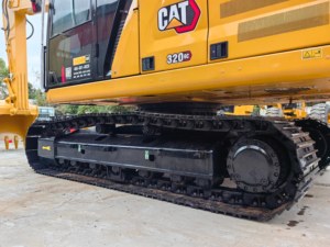 รถขุดตีนตะขาบ CAT 320GC 20 ตัน มือสอง สภาพดีเยี่ยม เครื่องยนต์ 6 สูบ สำหรับงานเสริมกำลังดินขึ้นเนินริมแม่น้ำและงานขุดลอกช่องน้ำ - Product Image 4