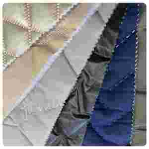 Fournisseur d'usine 100% <span class=keywords><strong>tissu</strong></span> <span class=keywords><strong>matelassé</strong></span>, chaud, doux, respirant, coupe-vent, <span class=keywords><strong>pour</strong></span> manteaux d'hiver, coussins de siège, sacs à dos, doudounes - Product Image 5