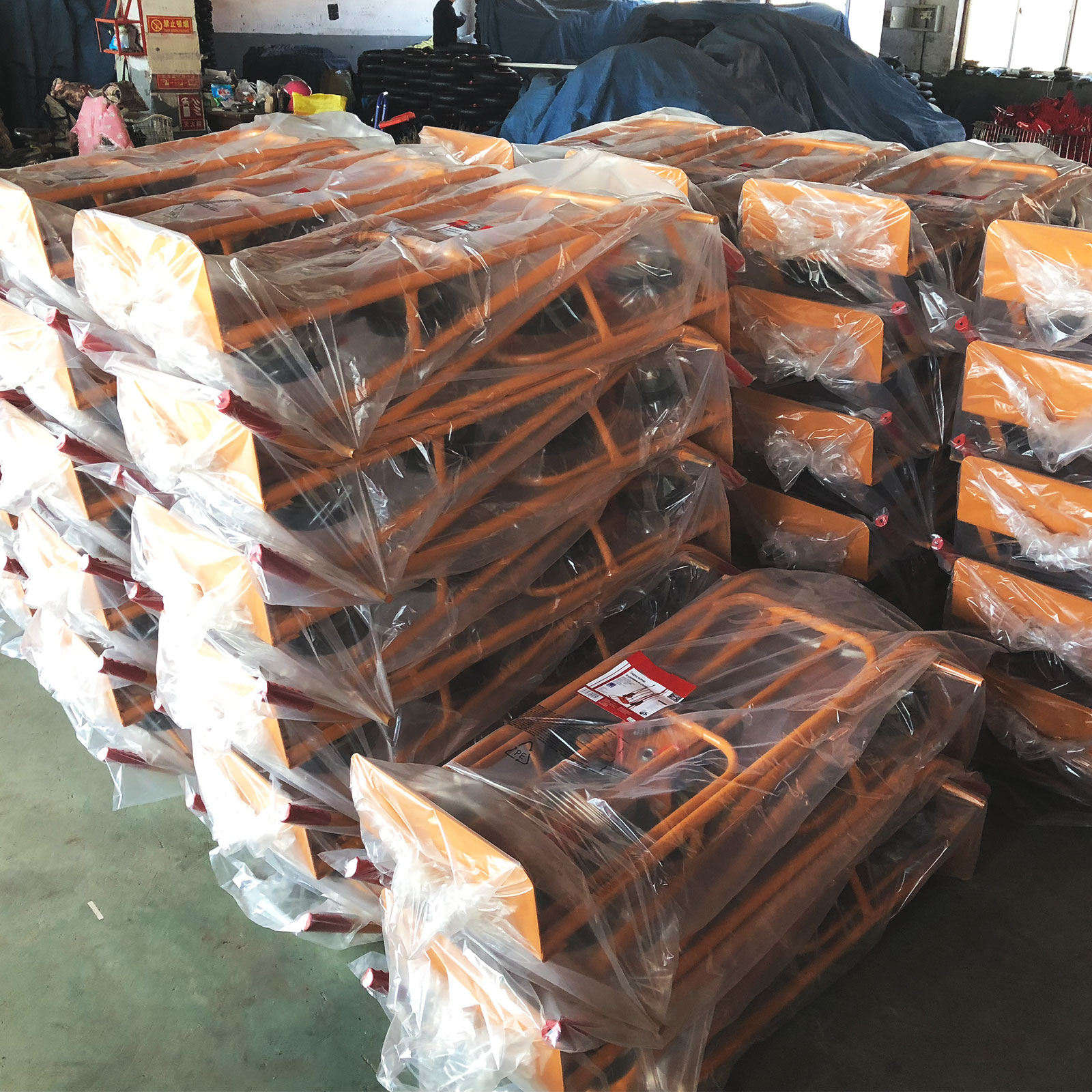 HT4026 Foldable Heavy Duty Stair Climbing Hand Truck 150kg Load Capacity with 6 Inch Solid Rubber Wheel