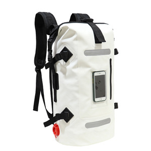Mochila Impermeable para Exteriores, Gran Capacidad, Reflectante, para Senderismo, Camping y Viajes, en Color Blanco, Gris y Negro Sólido - Product Image 1