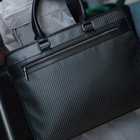 Sac à main en fibre de carbone véritable pour homme, sac d'affaires, sac à main de grande capacité, léger, décontracté, sac bandoulière
