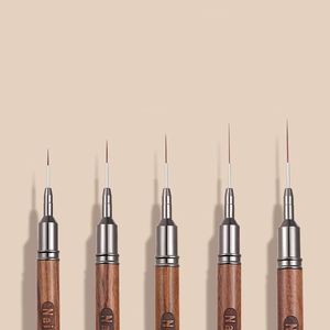 Pinceau à ongles en gel synthétique avec manche en bois personnalisé pour la peinture d'art d'ongles DIY - Product Image 3