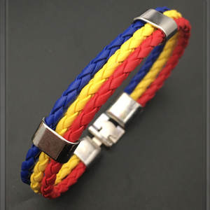 Pulsera trenzada de cuero sintético para mujer, brazalete con bandera de campo, multicolor - Product Image 6