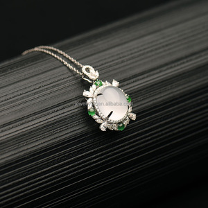 Colgante de Jadeíta Clásico de Color Hielo Qingyabailu Feicui, Gema de Grado A, Forma de Calabaza, Engaste de Garra, para Aniversario, Terceros - Product Image 2