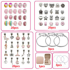 ชุดทำสร้อยข้อมือเด็ก 66 ชิ้น/ชุด ลายการ์ตูน พร้อมกล่องของขวัญเครื่องประดับ ชุดทำสร้อยข้อมือแฟนตาซีสำหรับเด็กผู้หญิง หลากสีสัน - Product Image 6