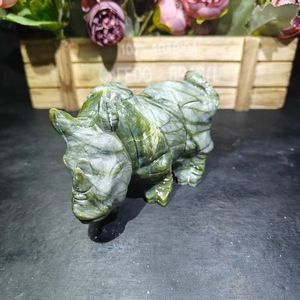 Scultura di Rinoceronte in Giada XiuYan di Alta Qualità, Intagliata a Mano in Cristallo Naturale per Decorazione d'Interni - Product Image 2