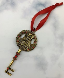 <strong>Santa</strong> <strong>Key</strong> Big Hanging Ornaments Christmas,2021 Metal square Oversized China Gold Christmas Ornaments for Decoration Bulk Display - Product Image 6