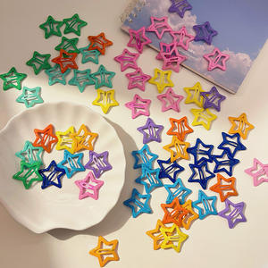 مشابك شعر معدنية ملونة للفتيات والأطفال على شكل نجمة خماسية، إكسسوارات شعر أنيقة وجذابة للأطفال - Product Image 4