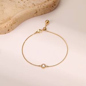 Bracciale Tennis con Charm a Cuore in Zircone, Placcato <span class=keywords><strong>Oro</strong></span> 18K PVD in Acciaio Inossidabile, Gioiello Delicato da Regalo - Product Image 5