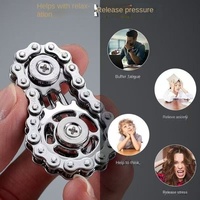 Cross-border stressverlichtende metalen vingerketting spinner kleurrijke vingertop gyro mechanische tandwiel draaitop - angstverlichting