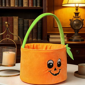 Мягкие милые пустые ведерки для Хэллоуина с аппликацией в виде тыквы, с возможностью индивидуальной печати, для конфет - Product Image 3