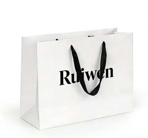 Sacs fourre-tout en papier kraft recyclable imperméable avec poignées, imprimés sur mesure avec des motifs floraux, pour les cadeaux de mariage et les fêtes - Product Image 1