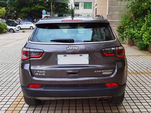 <span class=keywords><strong>Jeep</strong></span> <span class=keywords><strong>Cherokee</strong></span> 2017 200T Automatica SUV Compatto 5 Porte 5 Posti Pneumatici R20 Guida a Sinistra Interni in Pelle Scura Telecamera - Auto Usata Economica - Product Image 5
