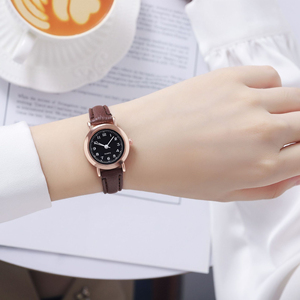 Reloj de Mujer 2025, Estilo Coreano, Moderno, Casual, Simple, Versátil, Esfera Redonda, Cuarzo, Pequeño - Product Image 5