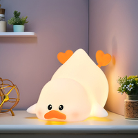 Lampe de table en silicone souple et mignonne pour le salon, veilleuse de canard, bouton de couleur blanc chaud 5V et commande tactile