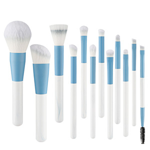 Juego de brochas de maquillaje de diamantes de imitación rosa de alta calidad, 12 Uds., precio bajo, buen juego de brochas de maquillaje de rosas privadas - Product Image 4