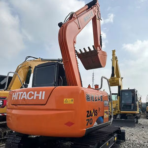 Excavatrice Hitachi Zaxis70 d'occasion de haute qualité, 7 tonnes, composants principaux incluant moteur, boîte de vitesses, pompe à engrenages et roulement - Product Image 1