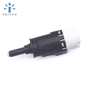 Interrupteur de feu stop de qualité 253206170R Pédale de frein pour <span class=keywords><strong>Dacia</strong></span> Dokker (2010 2021), <span class=keywords><strong>Duster</strong></span> (2010 2018) - Product Image 1