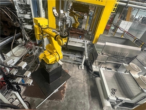 Système d'extraction de pièces robotisées Wotec, entraînement par moteur électrique, indice de protection IP65, boîte de vitesses moulée sous pression, charge utile de 800 kg, manutention de pièces de carrosserie automobile - Product Image 4