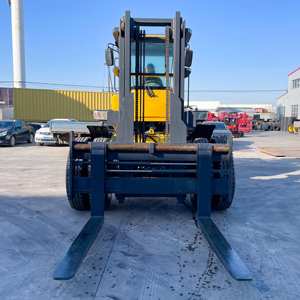 Nueva carretilla elevadora todoterreno Carretilla elevadora todoterreno diésel de 10 toneladas con horquilla ajustable - Product Image 5