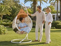 Fauteuil suspendu en corde tressée à la main avec coussin imperméable, dessus en teck, design moderne pour jardin/terrasse extérieur