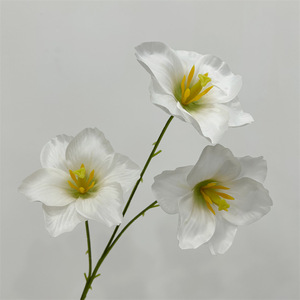 High Quality 3 Head Silk <strong>Tulip</strong> Artificial Flowers White <strong>Tulip</strong> Open Flower for Wedding <strong>Table</strong> Mother's Day New Year Decoration - Product Image 6
