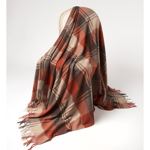 Vente en gros de couvertures d'hiver en laine pure véritable personnalisées pour la literie Couvertures de voyage en cachemire tissé doux pour l'hiver - Product Image 5